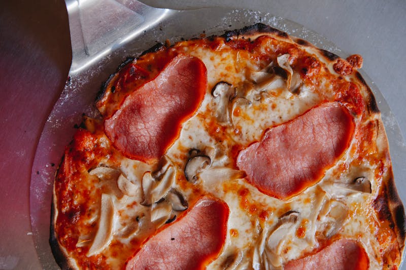 Via 313 mushroom truffle Detroit pizza